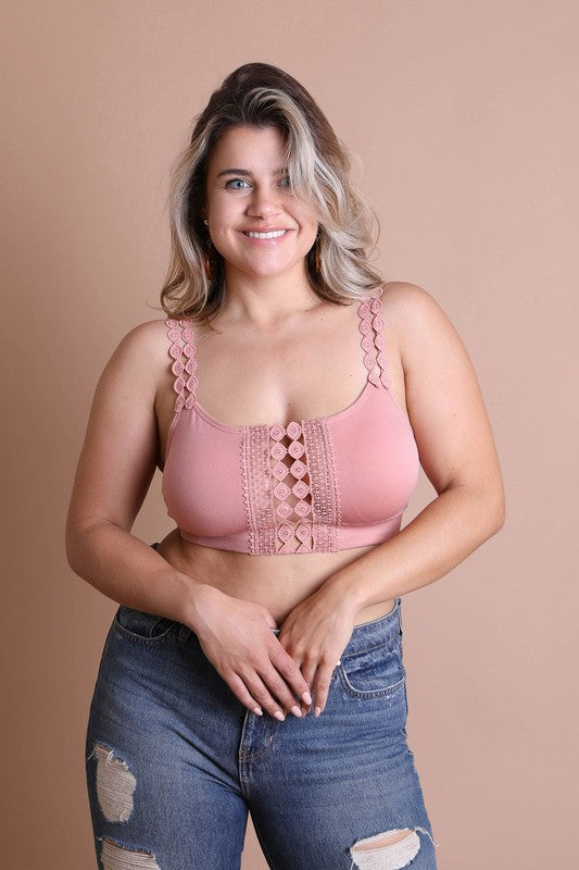 Plus Size Boho Eye Lace Applique Bralette