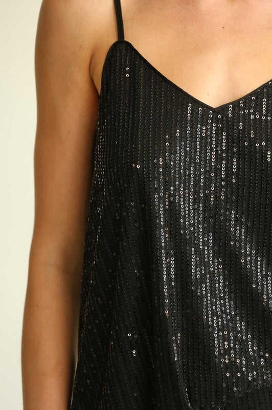 Light and Stretched Sequin Camisole Tank Top