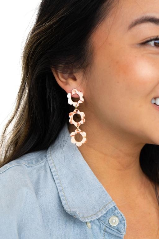 Delilah Peach Earrings