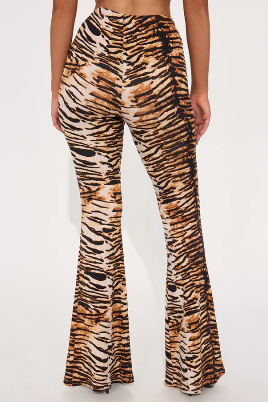 Plus Size High Waist Tiger Printed Flare Pants