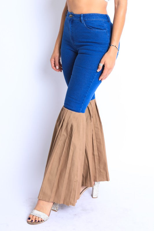 Women's Pleated Flare Denim Pants