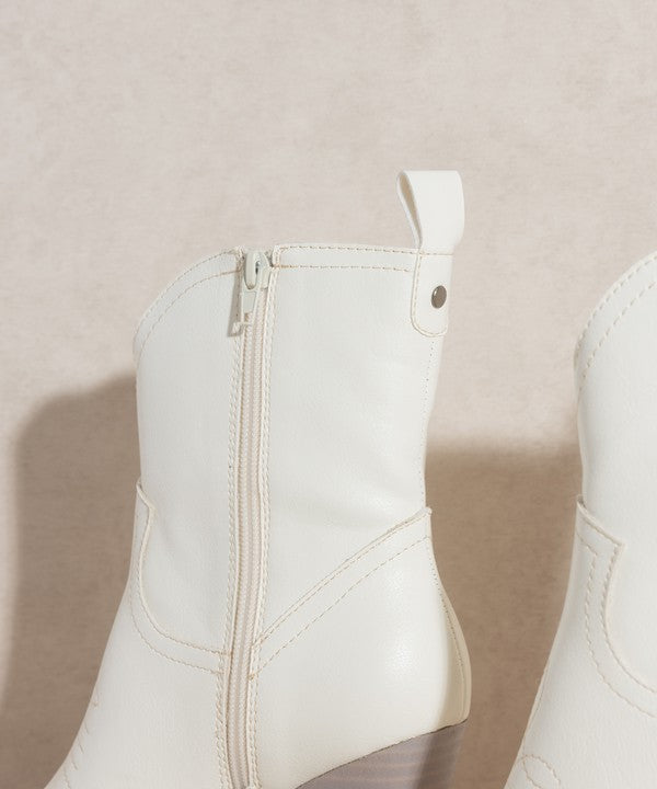 Oasis Society Ariella Western Short Boots