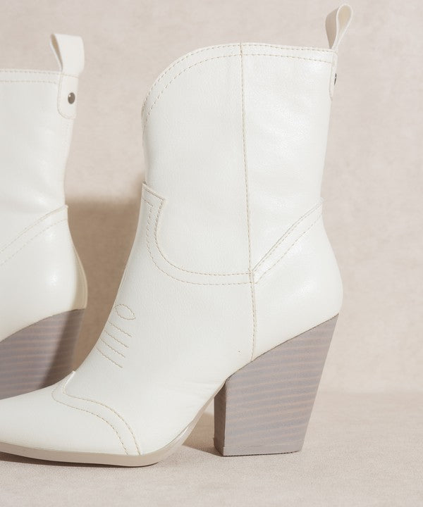 Oasis Society Ariella Western Short Boots
