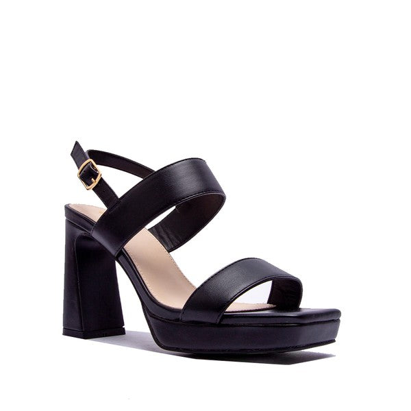 Quidditch Krisha 04x Strap Heels