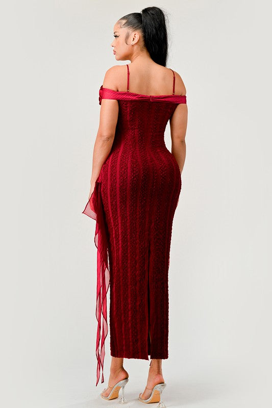 Enchanting Rose Off-Shoulder Bodycon Dress