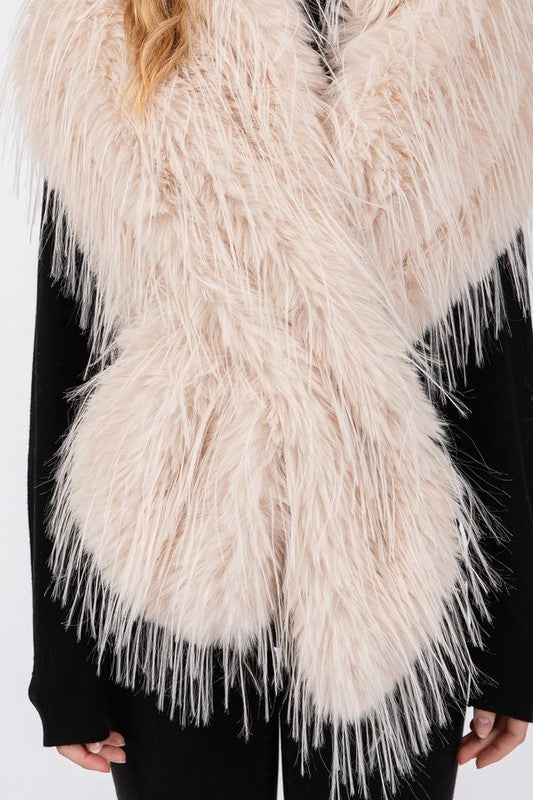 Faux Fur Iconic Pull Through Shawl