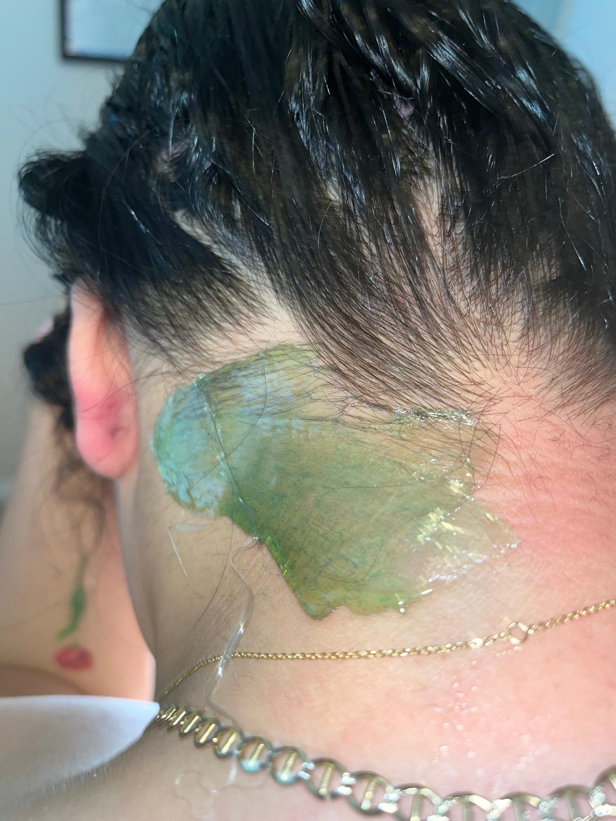 Chin and Neck Waxing