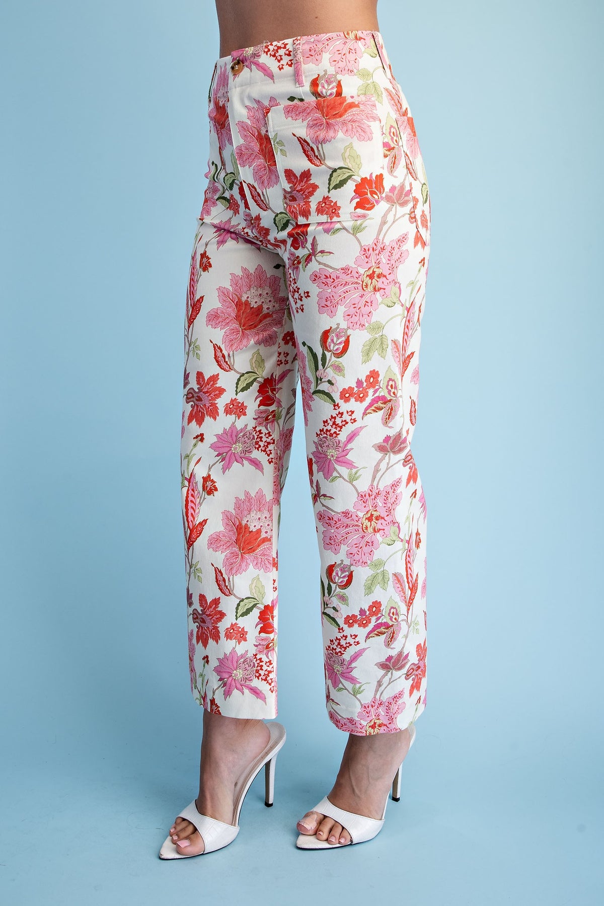 Gigio's Floral Ankle Cropped Pants in a Stretchy Denim-Like Fabric with Pockets