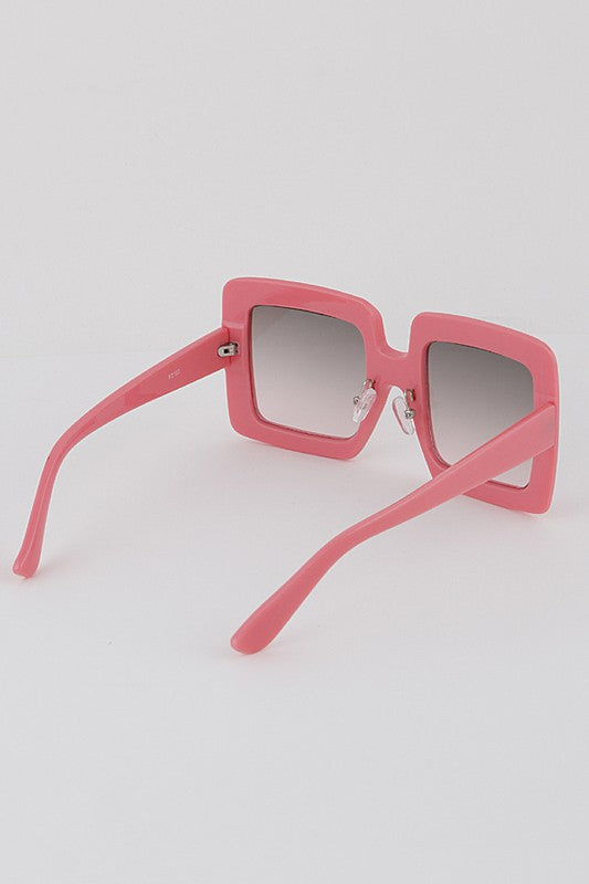 Ms. Diva Wide Frame Square Sunglasses